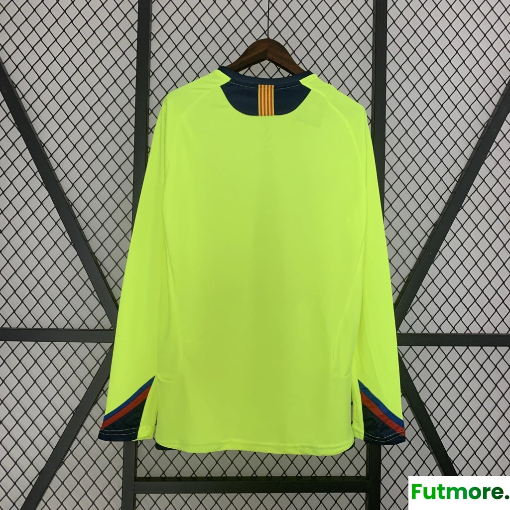 Retro 05/06 Barcelona Home Long Sleeve Jersey