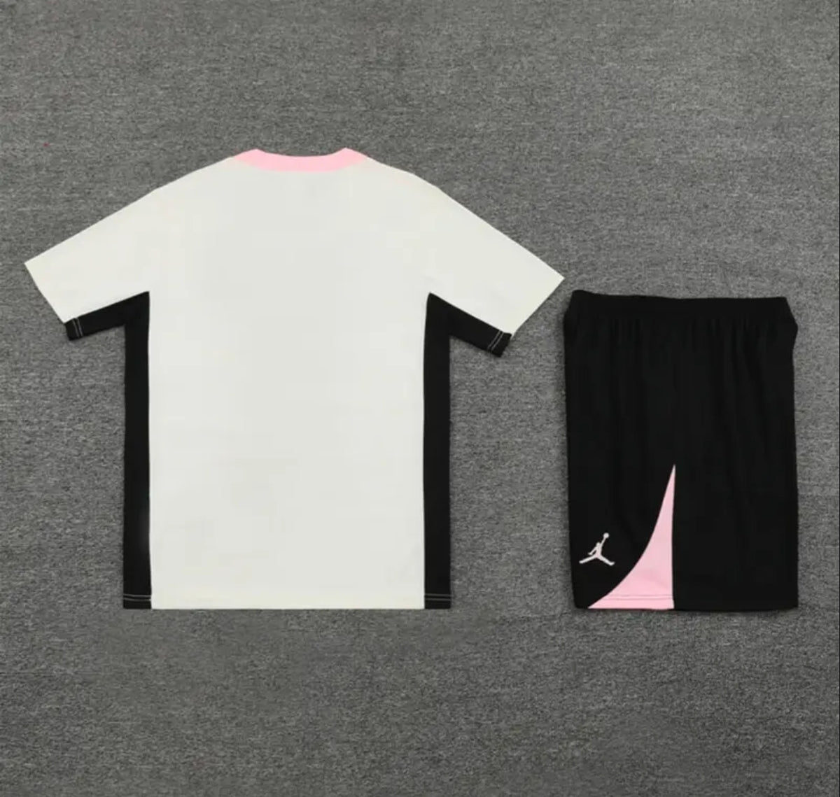 24/25 PSG JERSEY + SHORT TRAINING KIT