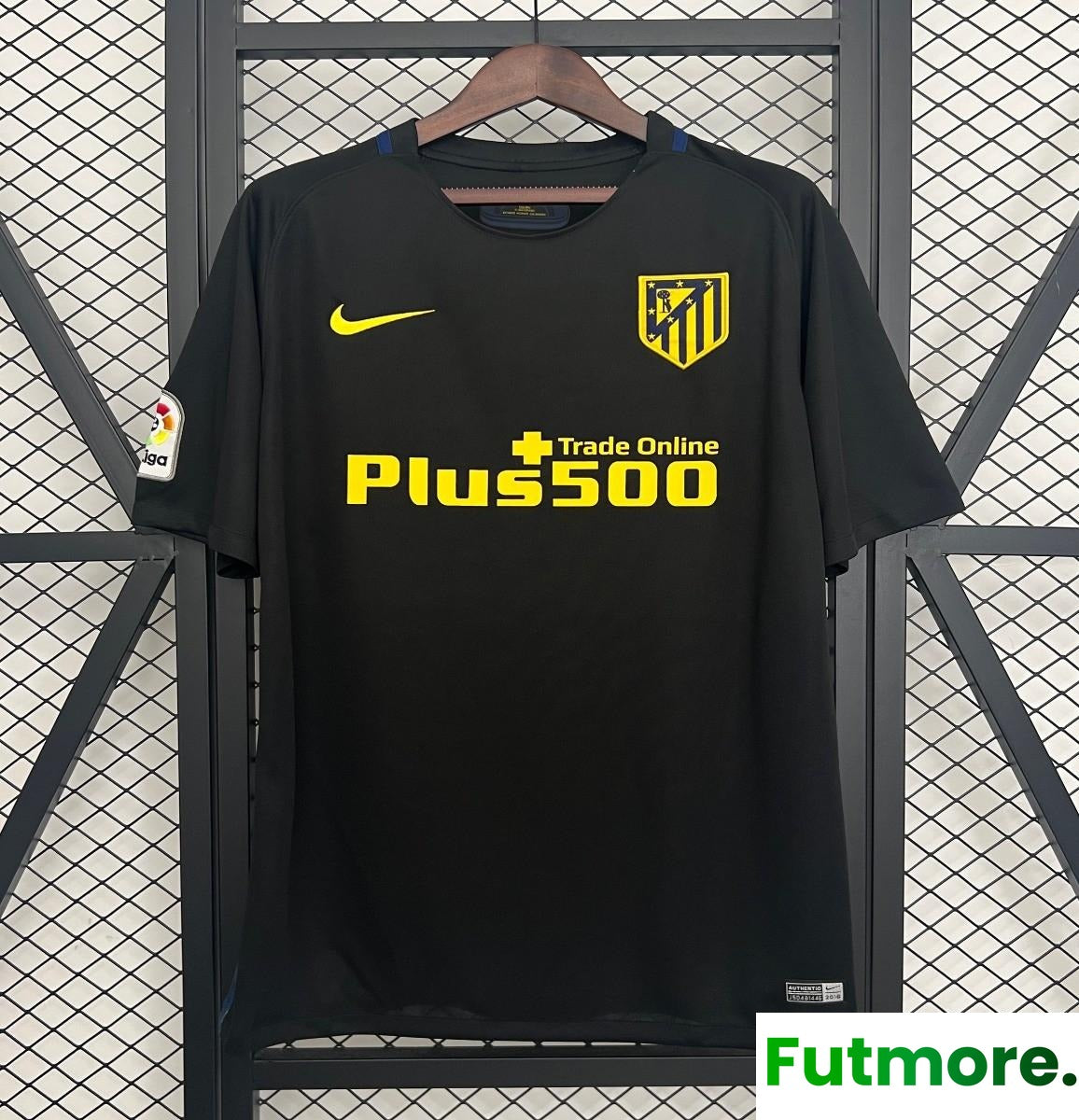 f3efc66de9565eb32a5290fc.jpg